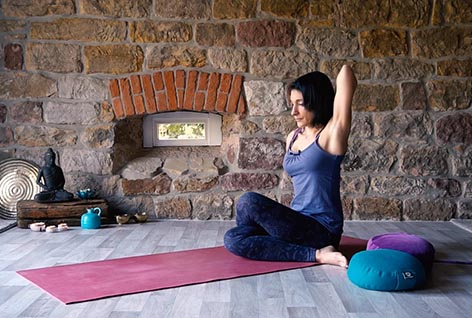 Hinführung zu gomukhasana